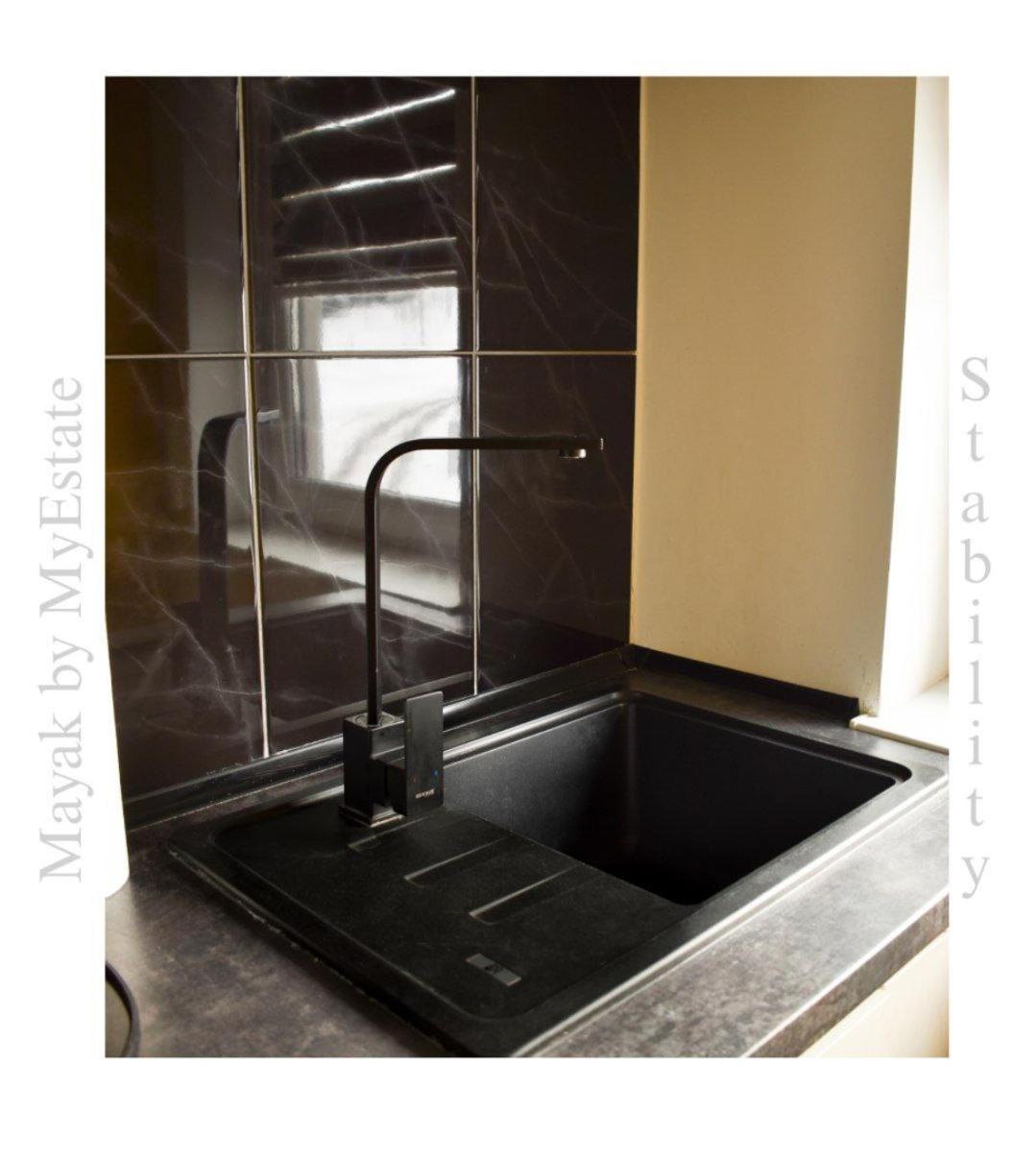 Aparthotel "Mayak Yablunytsia" Habitación foto